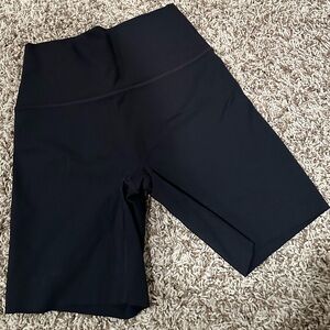 Aerie Offline black biker shorts M